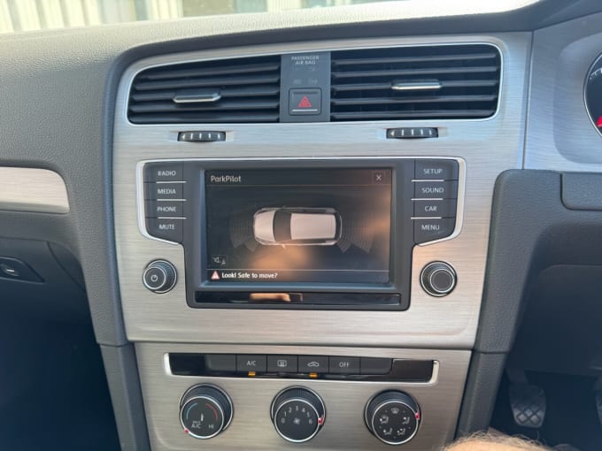 2025 Volkswagen Golf