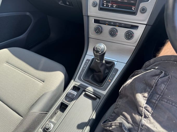 2025 Volkswagen Golf