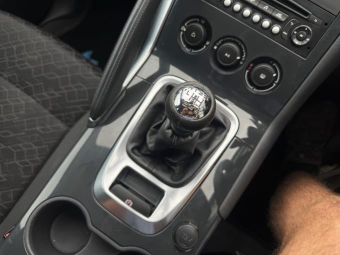 2025 Peugeot 3008