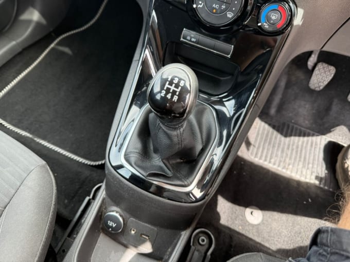 2025 Ford Fiesta