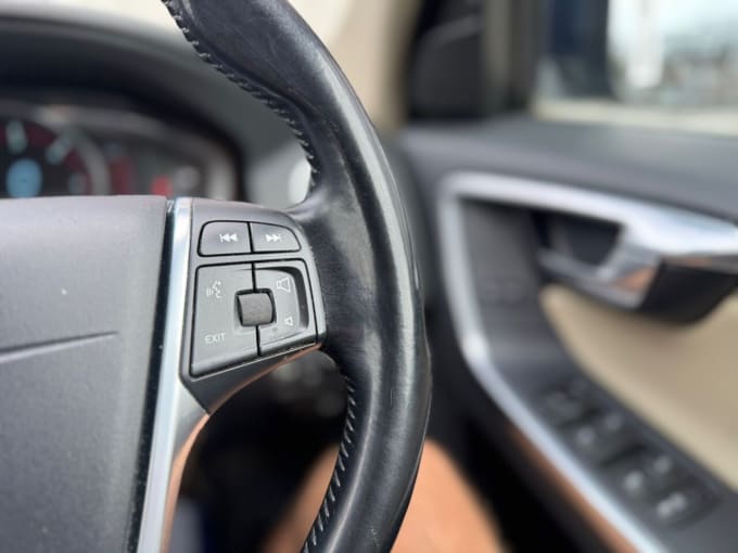 2025 Volvo Xc60