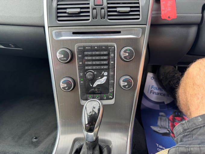 2025 Volvo Xc60