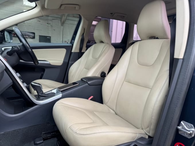2025 Volvo Xc60
