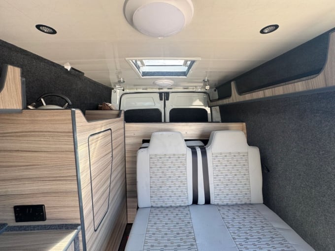 2025 Ldv V80
