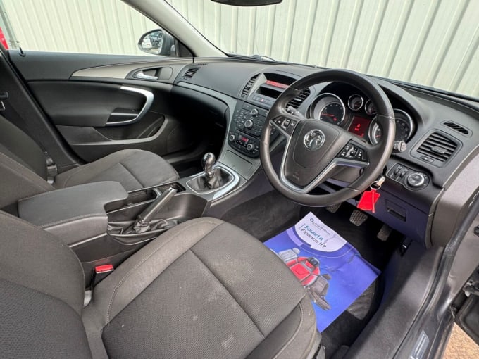 2025 Vauxhall Insignia