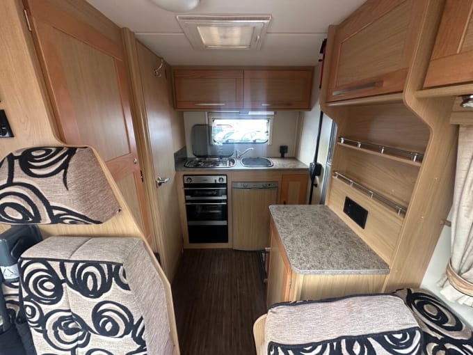 2025 Elddis Autoquest 130