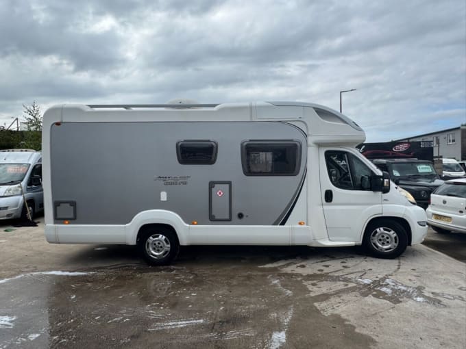 2025 Swift Voyager 680 Fb