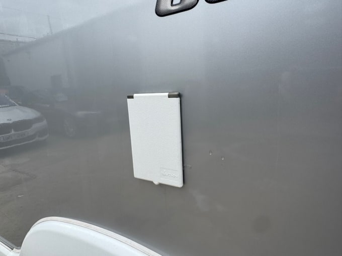 2025 Swift Voyager 680 Fb