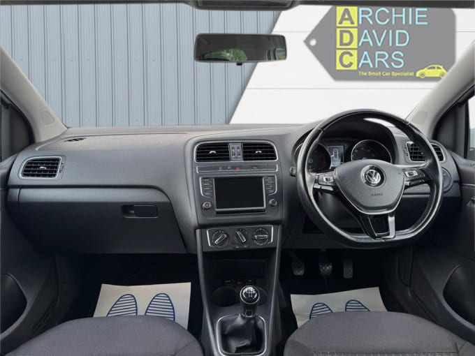 2017 Volkswagen Polo