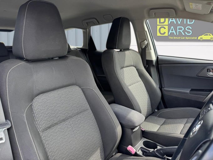 2014 Toyota Auris