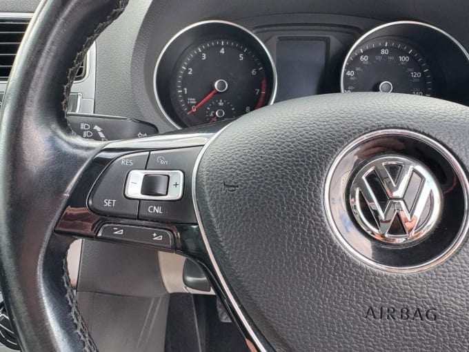 2017 Volkswagen Polo