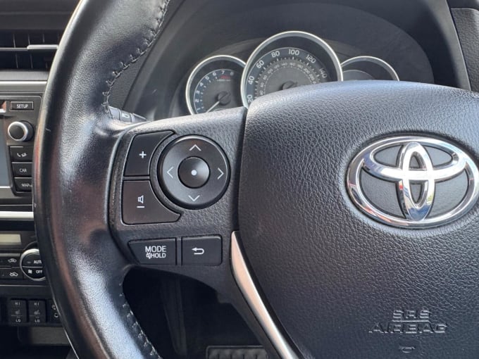 2014 Toyota Auris