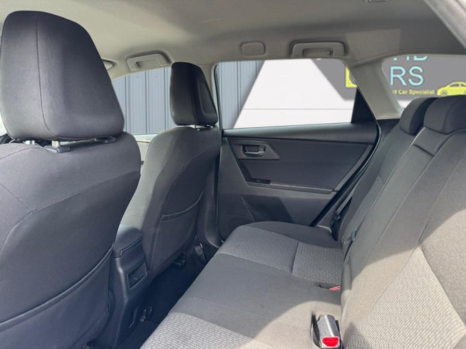 2014 Toyota Auris