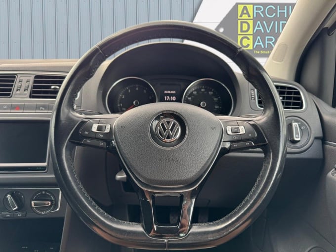 2017 Volkswagen Polo
