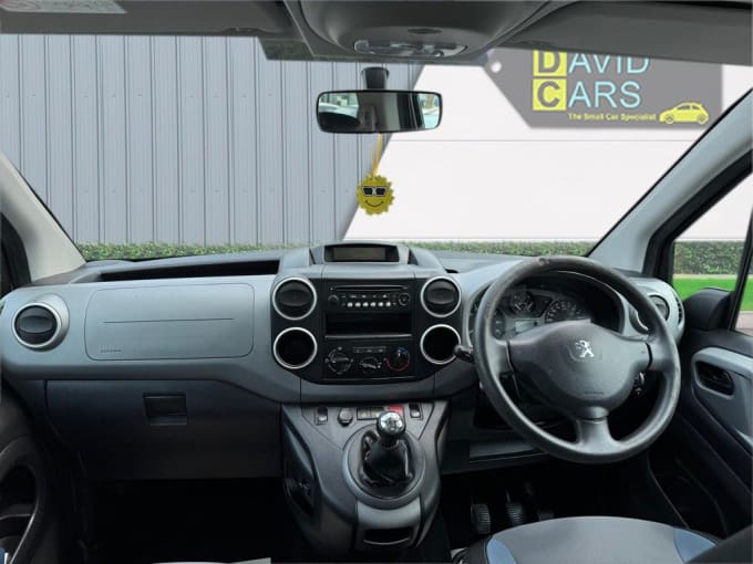 2015 Peugeot Partner Tepee