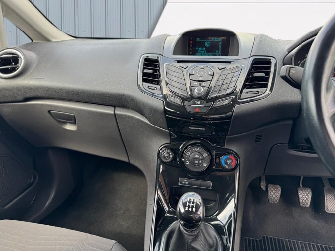 2015 Ford Fiesta