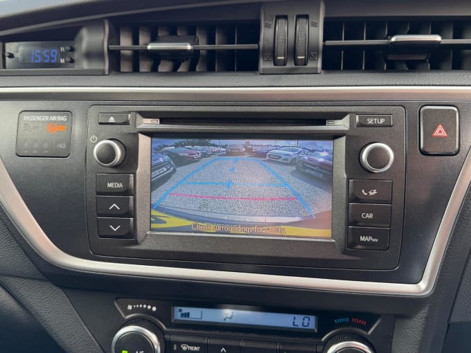2014 Toyota Auris