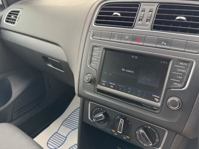 2017 Volkswagen Polo