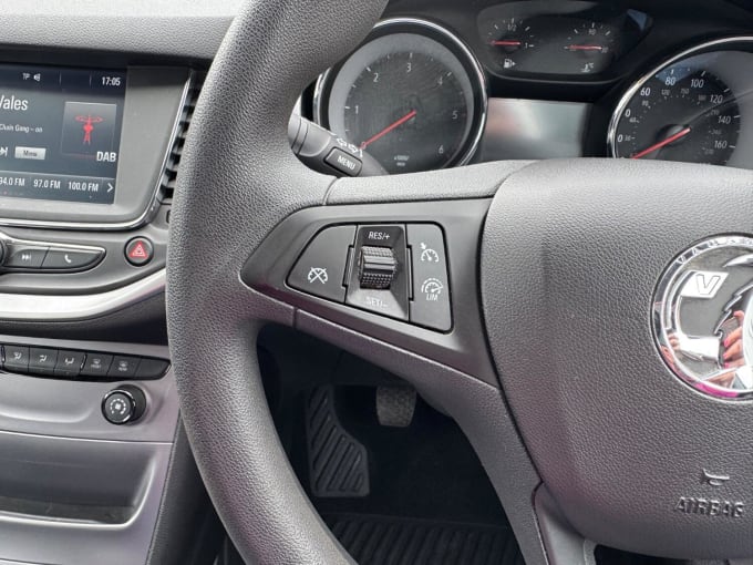 2017 Vauxhall Astra