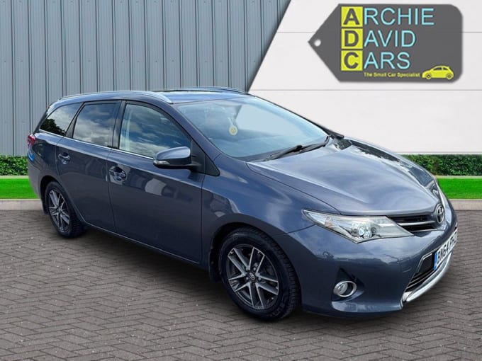 2014 Toyota Auris