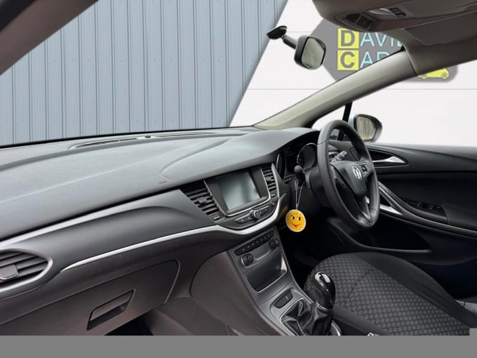 2017 Vauxhall Astra
