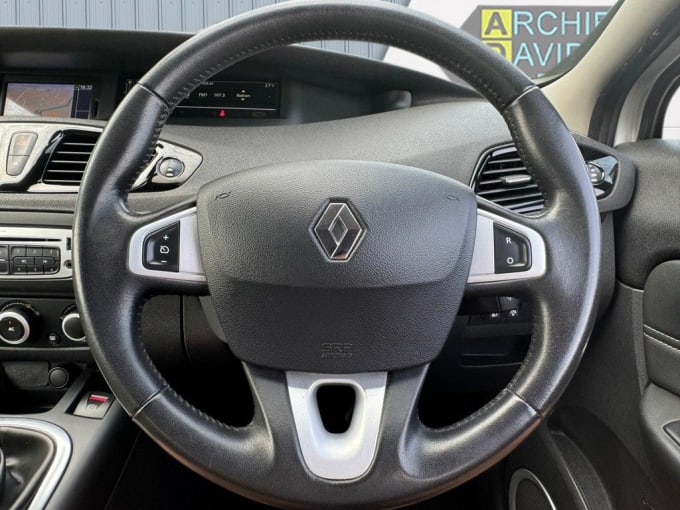 2012 Renault Grand Scenic