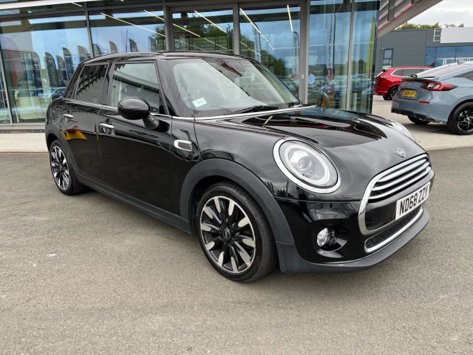 2018 Mini Hatch