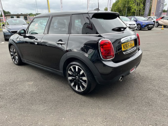 2018 Mini Hatch