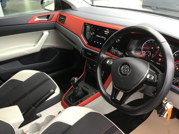 2018 Volkswagen Polo