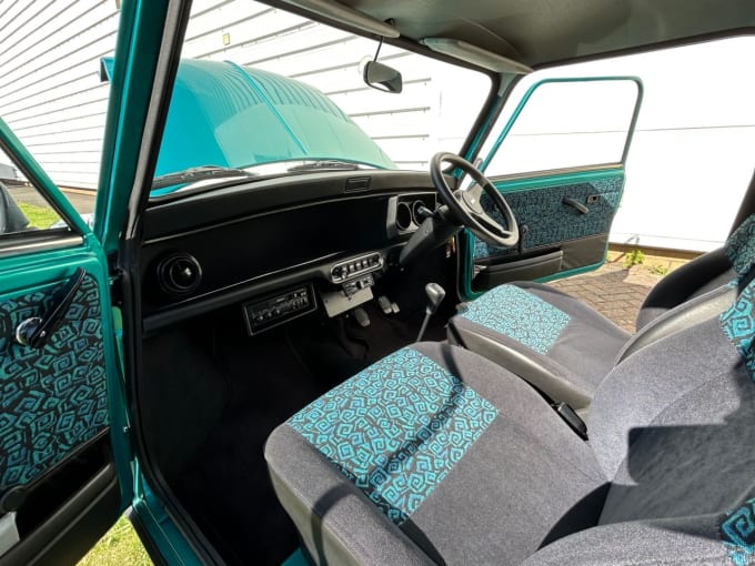 2025 Rover Mini