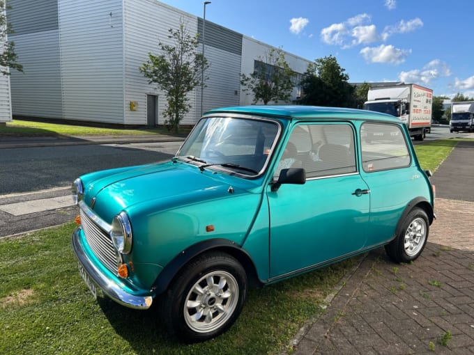 2025 Rover Mini