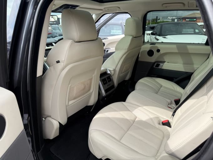 2025 Land Rover Range Rover Sport