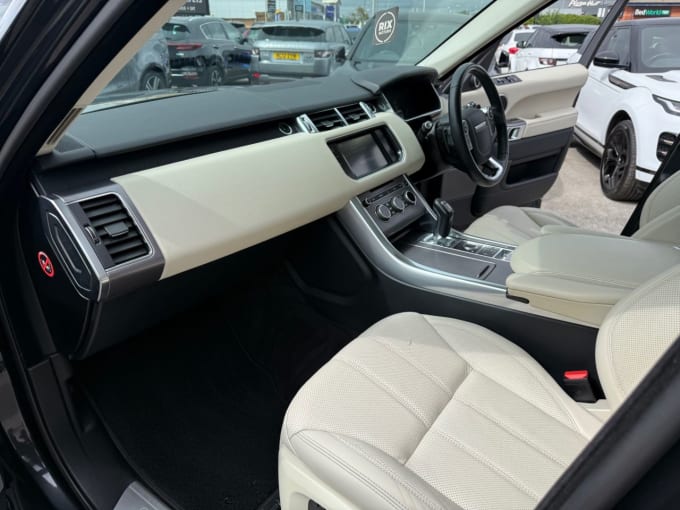 2025 Land Rover Range Rover Sport