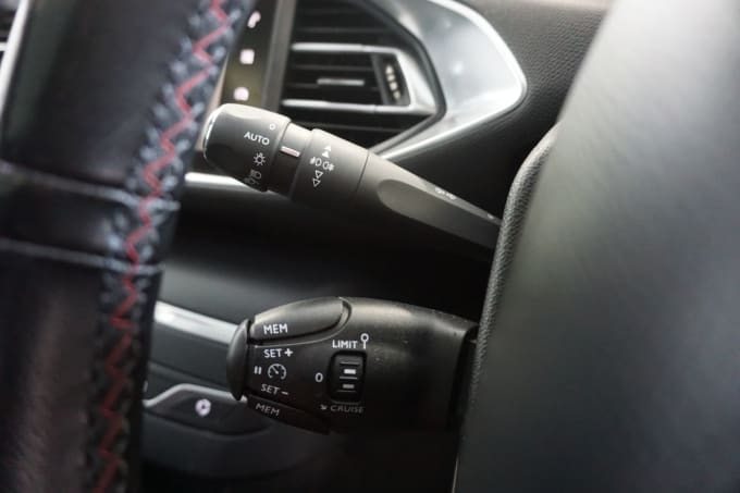 2018 Peugeot 308