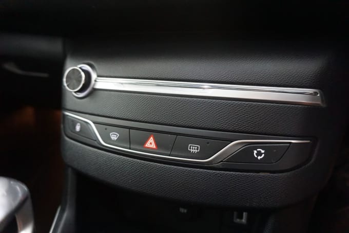 2018 Peugeot 308