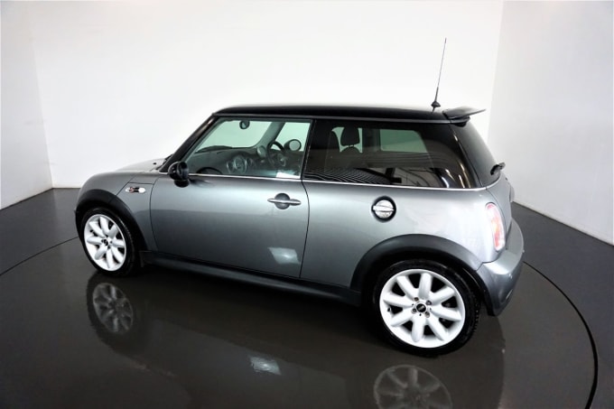 2004 Mini Mini