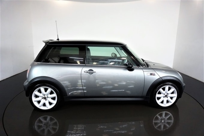 2004 Mini Mini