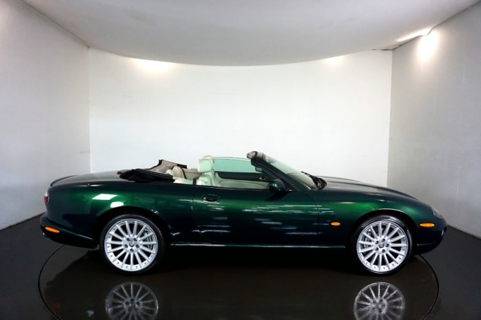 2005 Jaguar Xk8