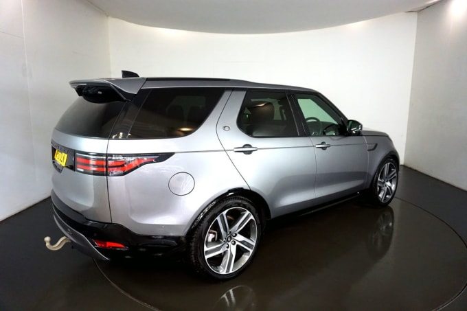 2024 Land Rover Discovery 5