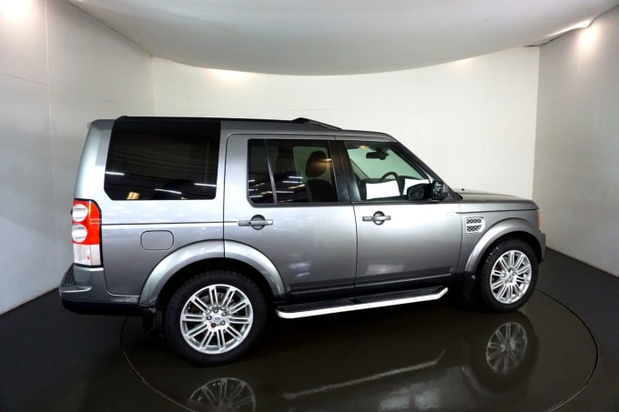 2024 Land Rover Discovery 4