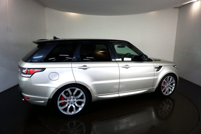 2025 Land Rover Range Rover Sport