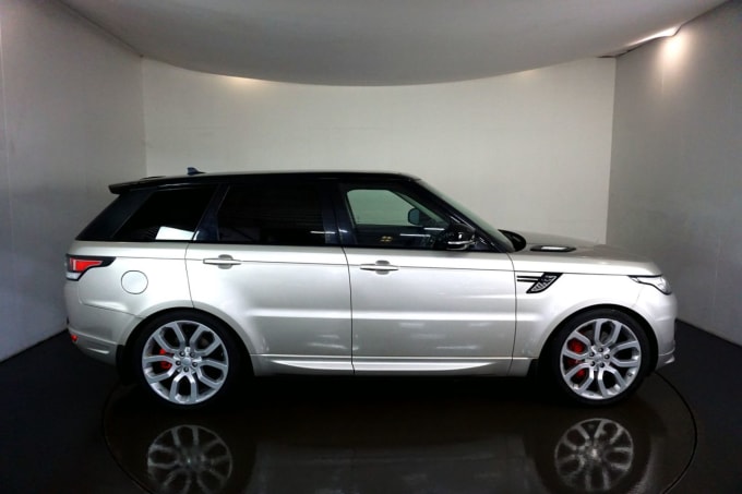 2025 Land Rover Range Rover Sport