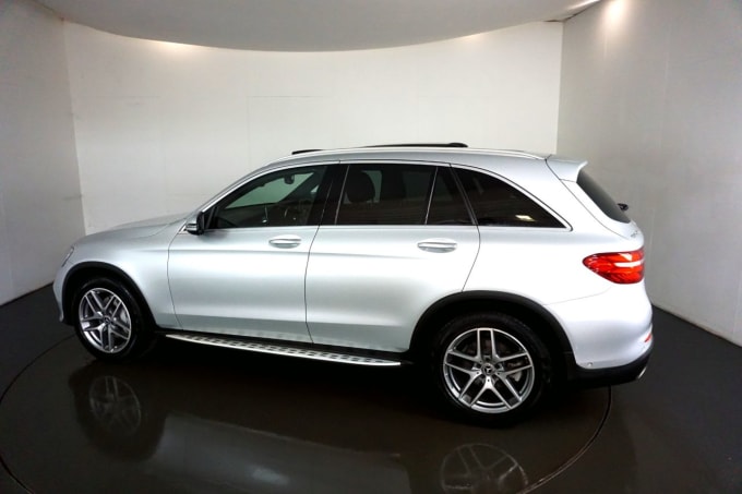 2024 Mercedes-benz Glc-class