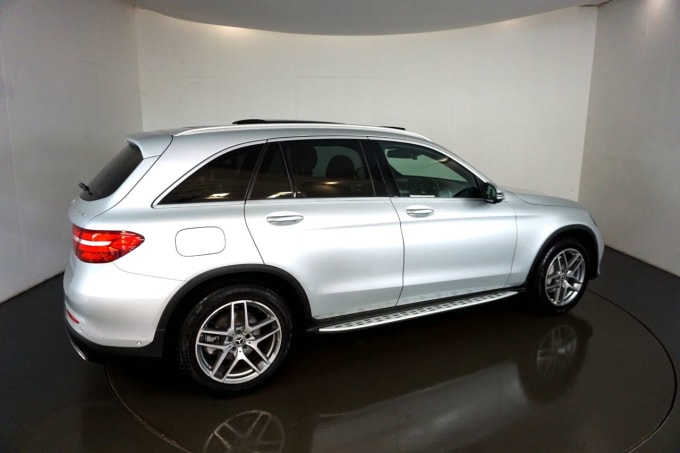 2024 Mercedes-benz Glc-class