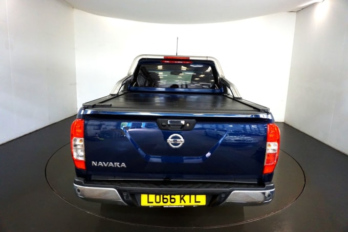 2024 Nissan Navara