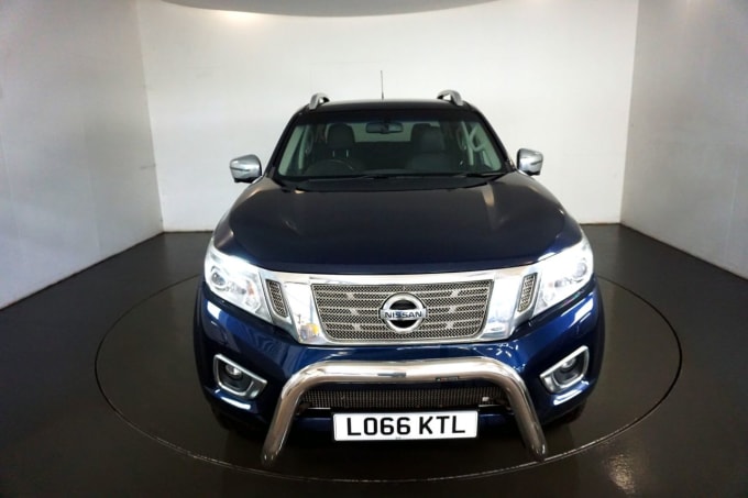 2024 Nissan Navara