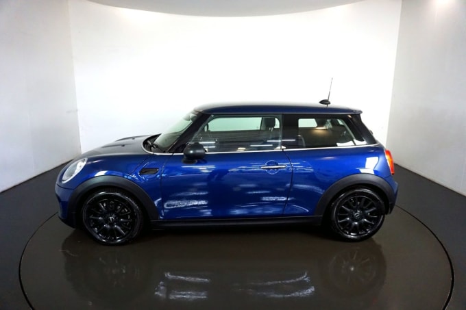 2024 Mini Hatch One