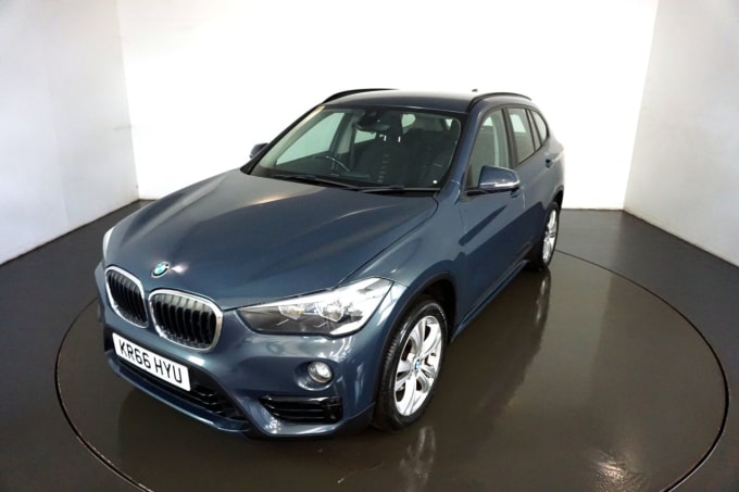 2024 BMW X1