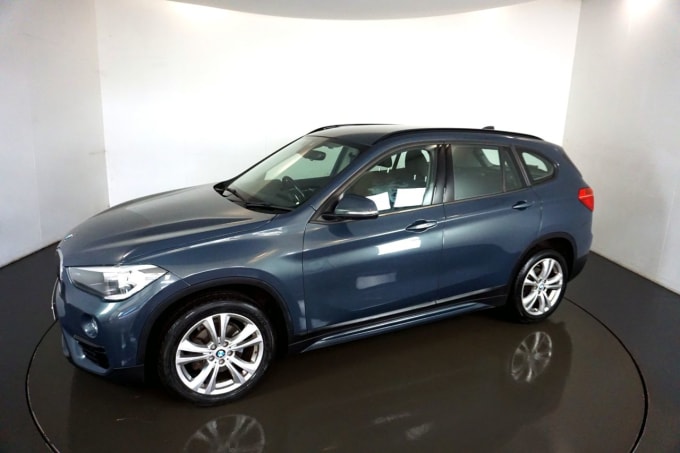 2024 BMW X1