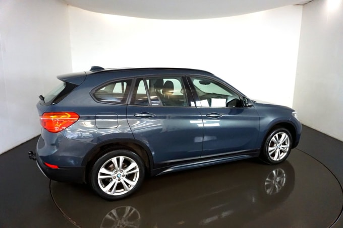 2024 BMW X1